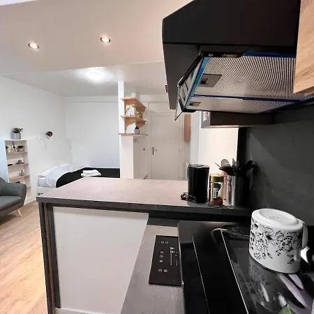 Immeuble Faubourg Apartment *